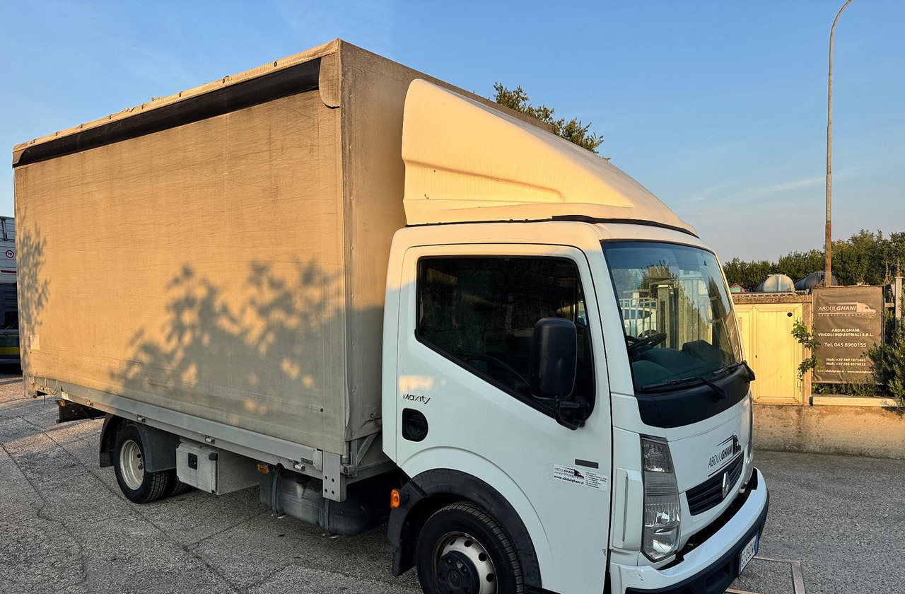 Renault Trucks Maxity 135.35 dxi - Tent veoauto: pilt 3 Renault Trucks Maxity 135.35 dxi - Tent veoauto: pilt 3