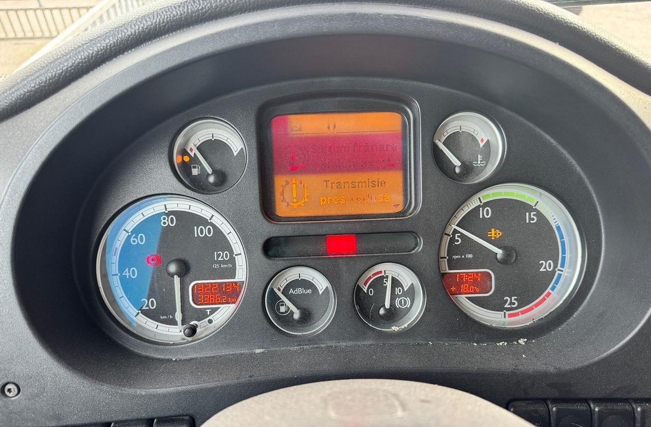 DAF XF 105.460 - 2010 - AUTOMATICO - Sadulveok: pilt 5 DAF XF 105.460 - 2010 - AUTOMATICO - Sadulveok: pilt 5