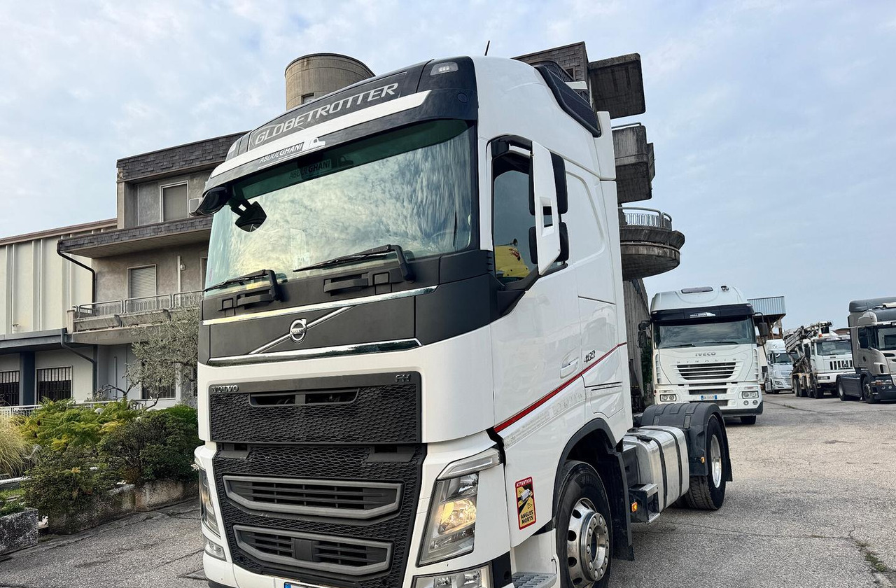 Trattore Stradale Volvo FH460 - 2019 - Sadulveok: pilt 2 Trattore Stradale Volvo FH460 - 2019 - Sadulveok: pilt 2