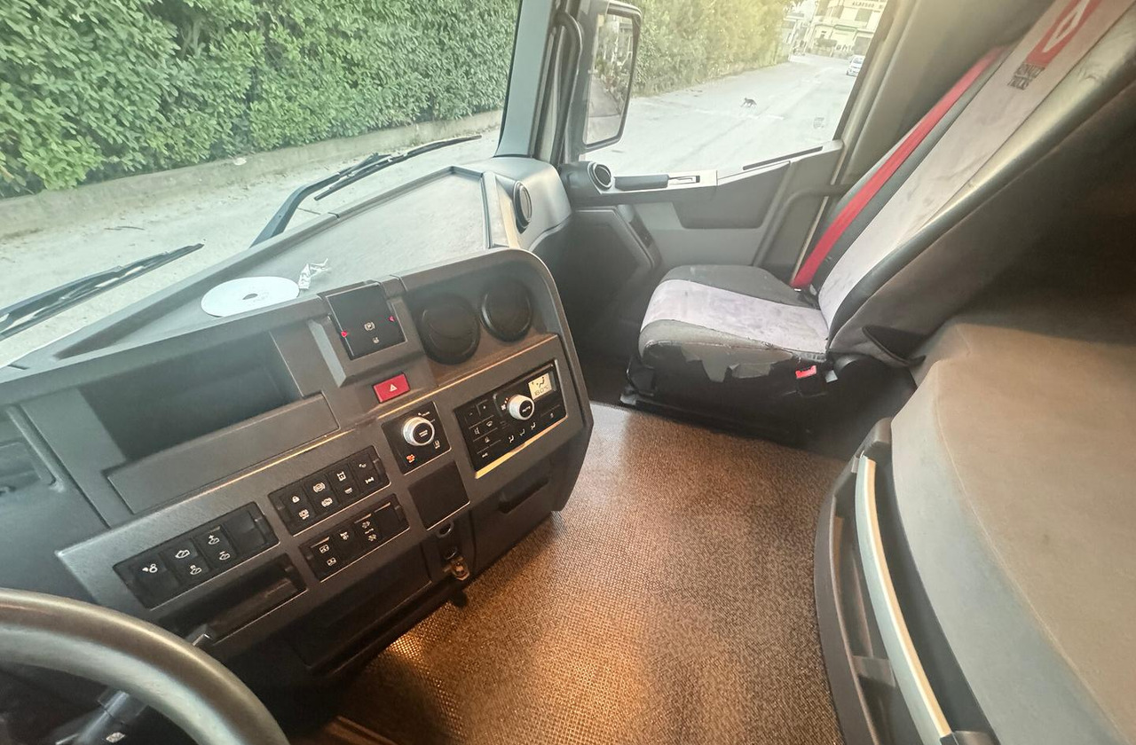 Trattore stradale Renault T480 - 2019 - Sadulveok: pilt 5 Trattore stradale Renault T480 - 2019 - Sadulveok: pilt 5