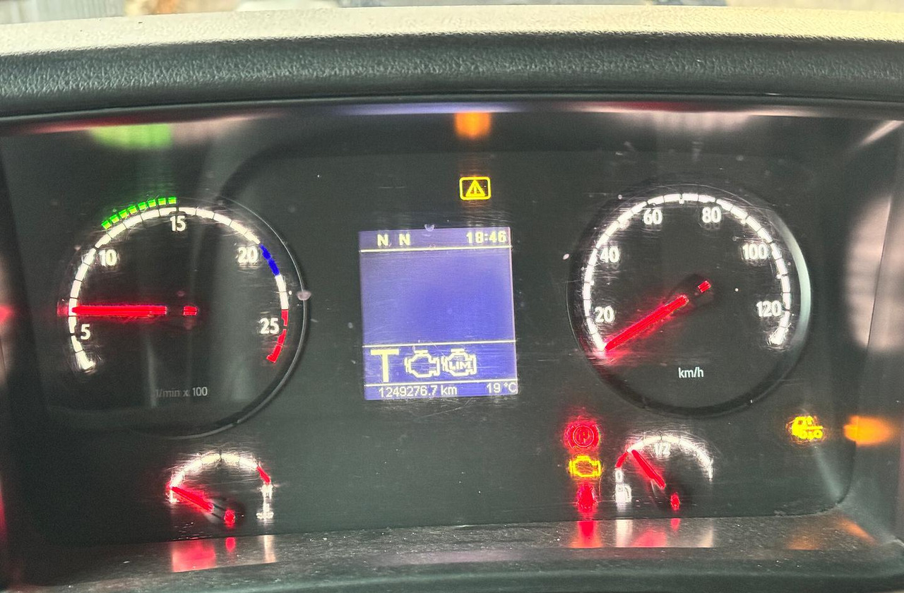 Trattore stradale Scania R420 - Euro 5 - 2011 - Sadulveok: pilt 4 Trattore stradale Scania R420 - Euro 5 - 2011 - Sadulveok: pilt 4