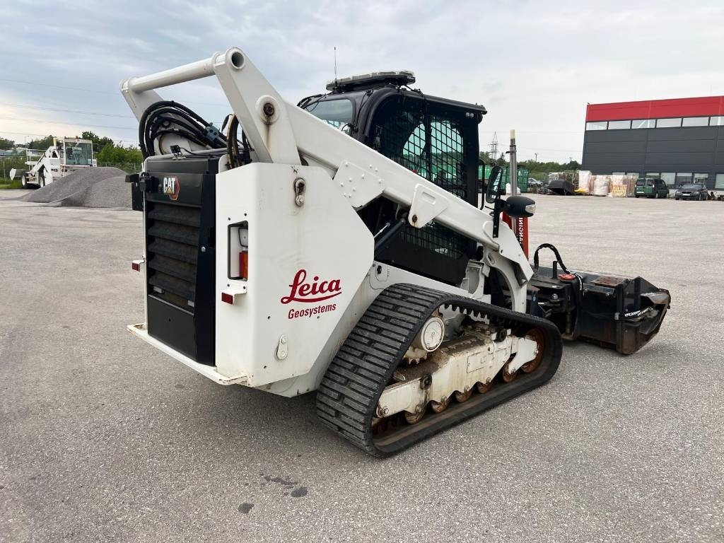 CAT 289D3 with blade and Leica ready - LIKE NEW - Roomiklaadur: pilt 4 CAT 289D3 with blade and Leica ready - LIKE NEW - Roomiklaadur: pilt 4