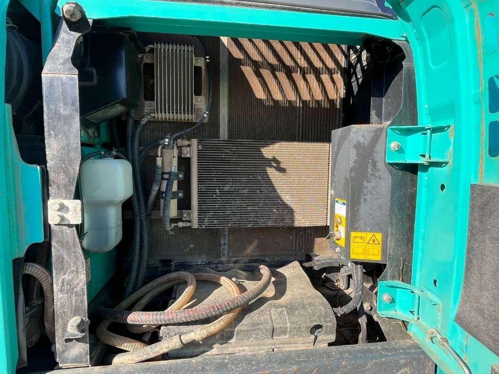 Lintekskavaator Kobelco SK 210 LC-10E: pilt 12