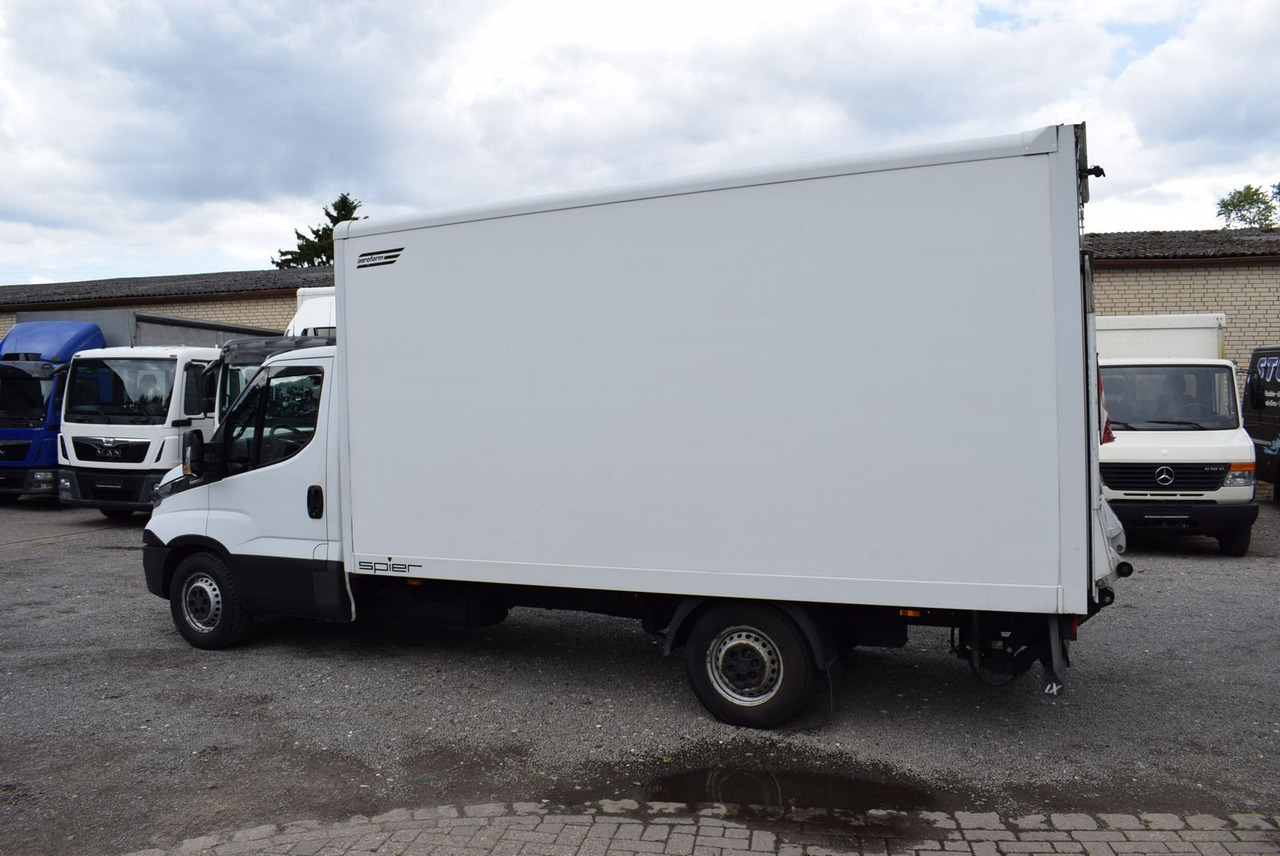 Iveco Daily 35 S14 Koffer LBW Automatik Motorschaden - Tarbesõiduk furgoon: pilt 3 Iveco Daily 35 S14 Koffer LBW Automatik Motorschaden - Tarbesõiduk furgoon: pilt 3