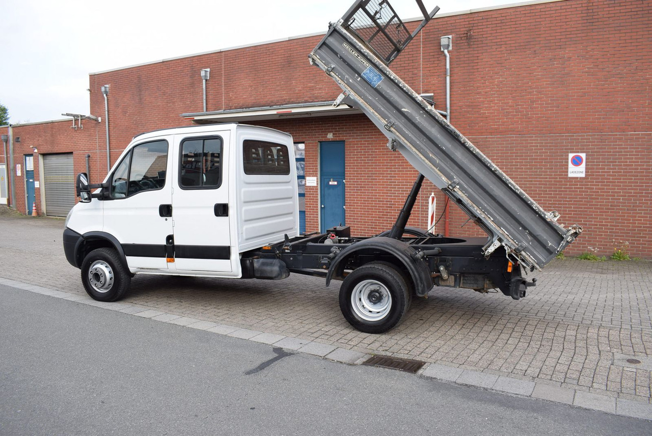 Iveco Daily 70 C17 Meiller Kipper Nutzlast 3100KG - Tarbesõiduk kallur, Meeskonnaauto: pilt 4 Iveco Daily 70 C17 Meiller Kipper Nutzlast 3100KG - Tarbesõiduk kallur, Meeskonnaauto: pilt 4