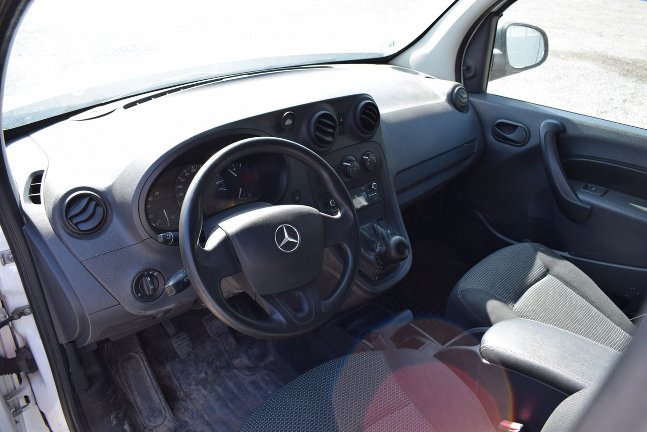 Väike kaubik Mercedes-Benz Citan 109 CDI lang Klima AHK Regale UNFALL: pilt 13