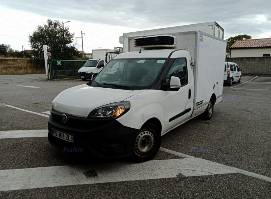 FIAT DOBLO KONTENER CHŁODNIA NR 830 - Tarbesõiduk külmik: pilt 1 FIAT DOBLO KONTENER CHŁODNIA NR 830 - Tarbesõiduk külmik: pilt 1
