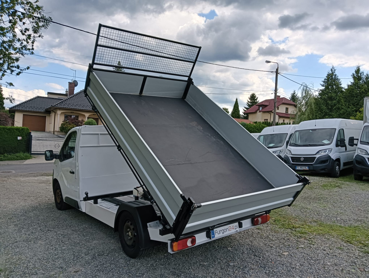 OPEL VIVARO WYWROTKA KIPER Z NAJAZDAMI NR 870 - Tarbesõiduk kallur: pilt 5 OPEL VIVARO WYWROTKA KIPER Z NAJAZDAMI NR 870 - Tarbesõiduk kallur: pilt 5