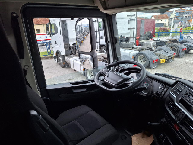 IVECO Massif ne postoji - Sadulveok: pilt 3 IVECO Massif ne postoji - Sadulveok: pilt 3