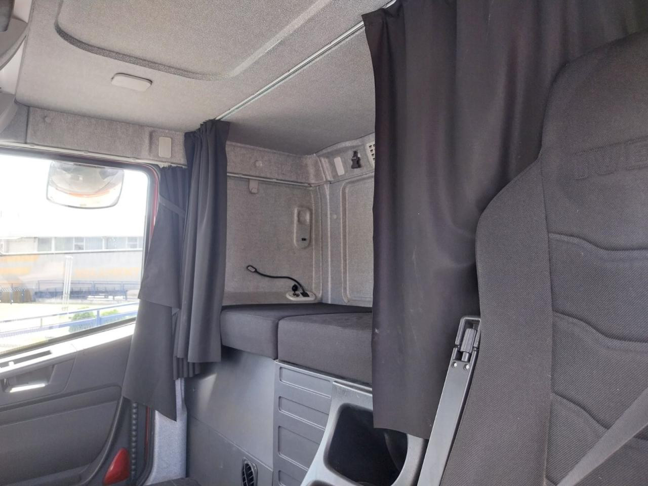 IVECO Stralis AS440S40TP - Sadulveok: pilt 5 IVECO Stralis AS440S40TP - Sadulveok: pilt 5