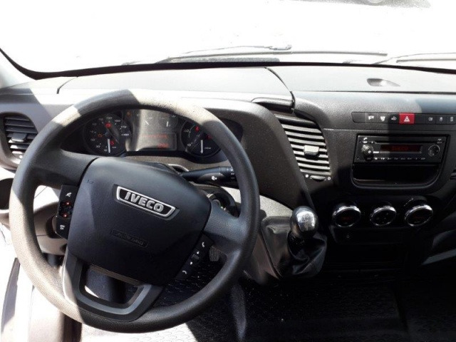IVECO 35S15V - Kaubik: pilt 2 IVECO 35S15V - Kaubik: pilt 2