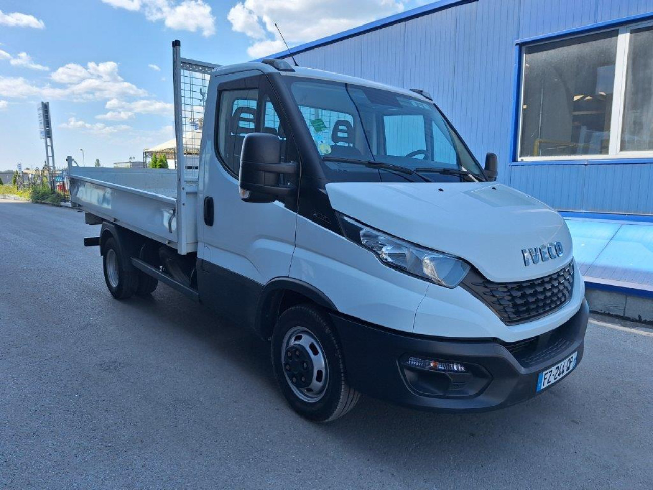 IVECO Daily 35C14 tipper - Tarbesõiduk kallur: pilt 3 IVECO Daily 35C14 tipper - Tarbesõiduk kallur: pilt 3