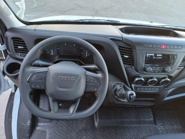 IVECO Daily 35S16H3.0 - Puksiirauto: pilt 2 IVECO Daily 35S16H3.0 - Puksiirauto: pilt 2