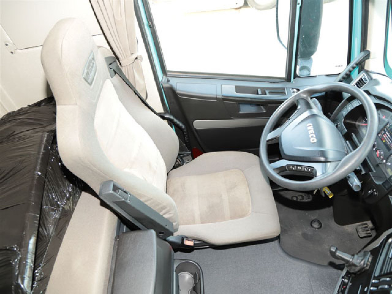 IVECO Stralis AS440S48T/FP-LT XP - Sadulveok: pilt 4 IVECO Stralis AS440S48T/FP-LT XP - Sadulveok: pilt 4
