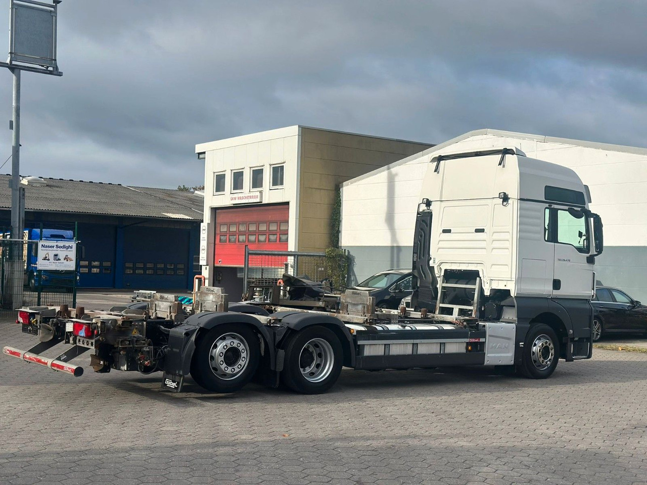 Konteinerveduk/ Tõstukiga veoauto MAN 26.470*Intarder+ Lenk+Lift+Kühlbox: pilt 15