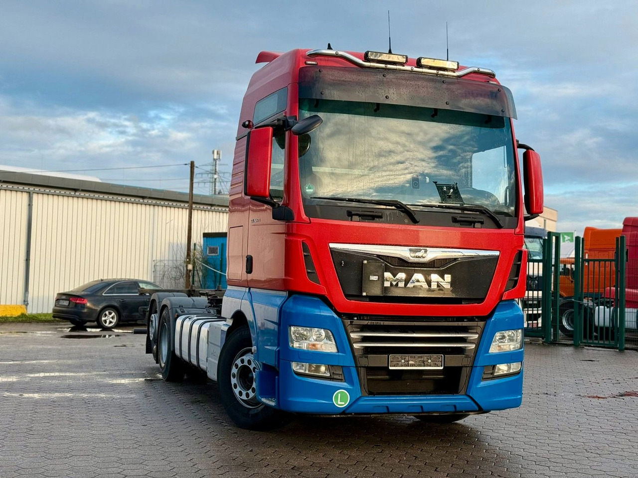 MAN TGX 26.470 XXL 6x2 BDF+Retarter +Standklima - Konteinerveduk/ Tõstukiga veoauto: pilt 1 MAN TGX 26.470 XXL 6x2 BDF+Retarter +Standklima - Konteinerveduk/ Tõstukiga veoauto: pilt 1