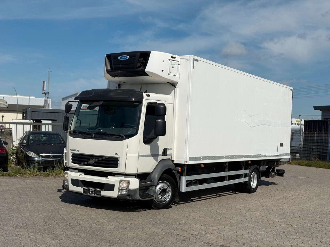 Volvo FL 240 Carrier Easy Cold+Hebebühne - Külmutiga veoauto: pilt 5 Volvo FL 240 Carrier Easy Cold+Hebebühne - Külmutiga veoauto: pilt 5