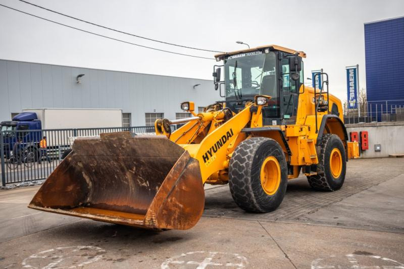 Hyundai HL955XT - Rataslaadur: pilt 1 Hyundai HL955XT - Rataslaadur: pilt 1