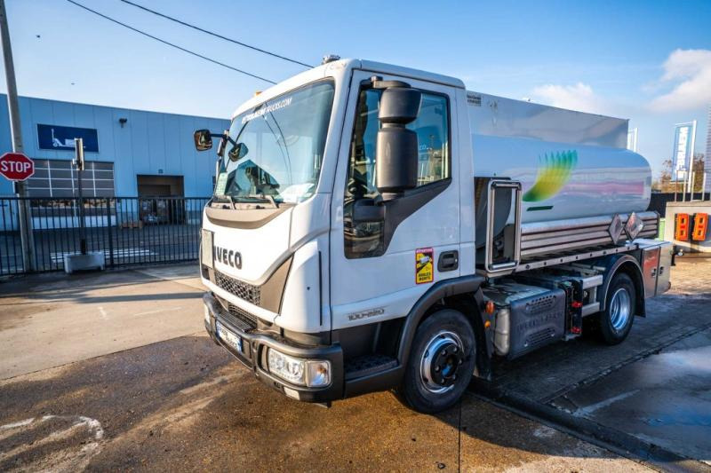 Iveco EURO CARGO 100-220 +CM 5500L + 3 COMP. - Tsisternauto: pilt 1 Iveco EURO CARGO 100-220 +CM 5500L + 3 COMP. - Tsisternauto: pilt 1