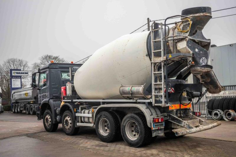 Mercedes AROCS 3236 BB+LIEBHERR 9M3 - Autobetoonisegisti: pilt 4 Mercedes AROCS 3236 BB+LIEBHERR 9M3 - Autobetoonisegisti: pilt 4