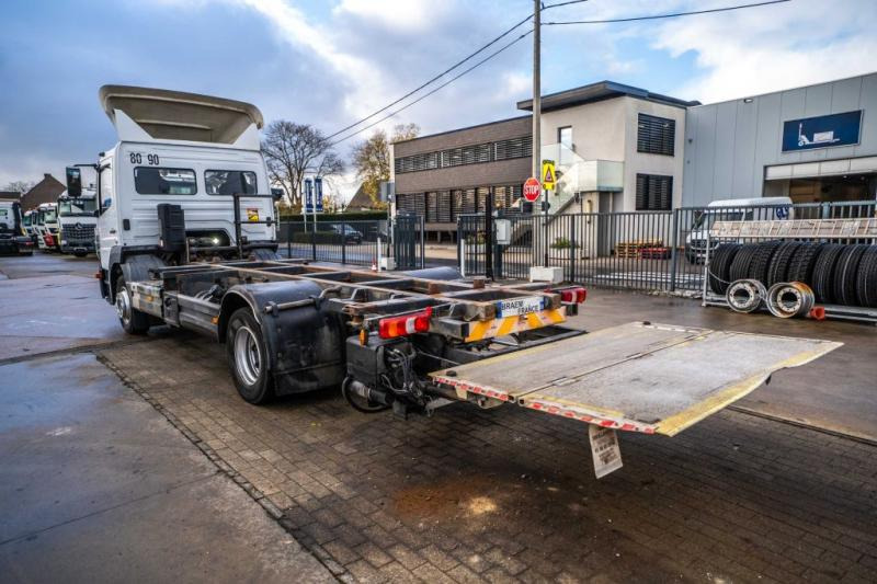 Mercedes ATEGO 1224 // HAYON DHOLLANDIA - Konteinerveduk/ Tõstukiga veoauto: pilt 5 Mercedes ATEGO 1224 // HAYON DHOLLANDIA - Konteinerveduk/ Tõstukiga veoauto: pilt 5