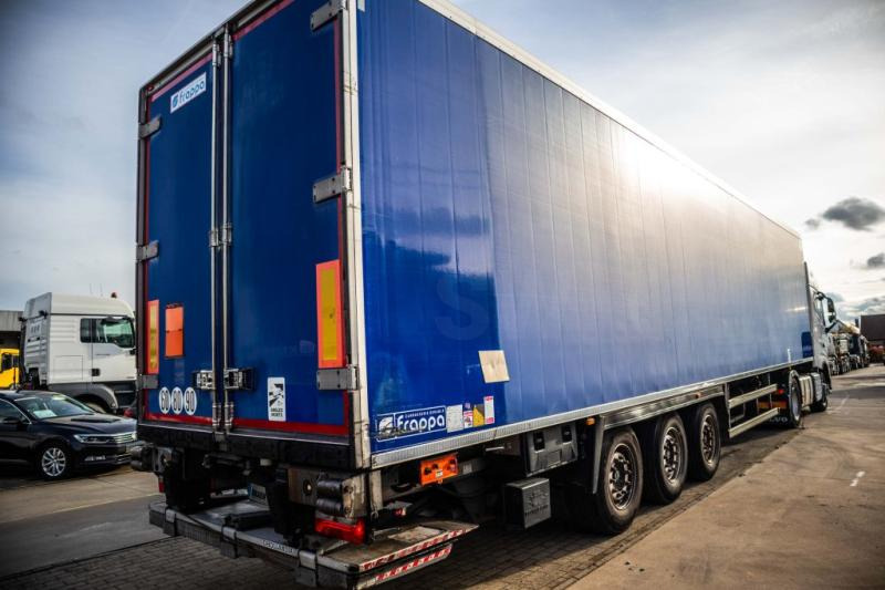 Lecitrailer CARRIER 1950MT+DHOLLANDIA 3TON - Poolhaagis: pilt 3 Lecitrailer CARRIER 1950MT+DHOLLANDIA 3TON - Poolhaagis: pilt 3