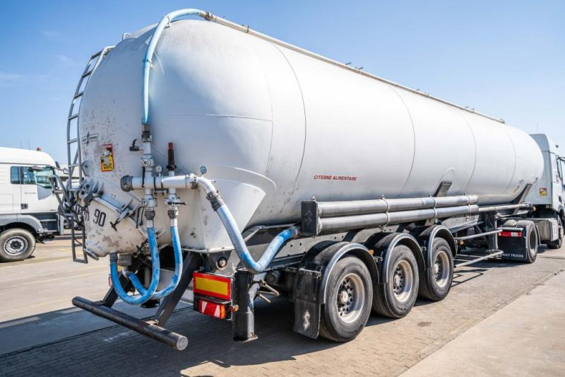 SPITZER SILO SK2460- ALU 60m3 - Poolhaagis: pilt 4 SPITZER SILO SK2460- ALU 60m3 - Poolhaagis: pilt 4