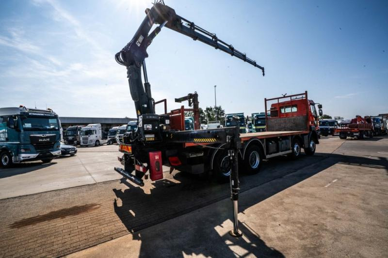 Renault KERAX 430 DXI+ HIAB 16 T/m + 5 EXT - Madelveok/ Platvormveok, Kraanaga veoauto: pilt 4 Renault KERAX 430 DXI+ HIAB 16 T/m + 5 EXT - Madelveok/ Platvormveok, Kraanaga veoauto: pilt 4