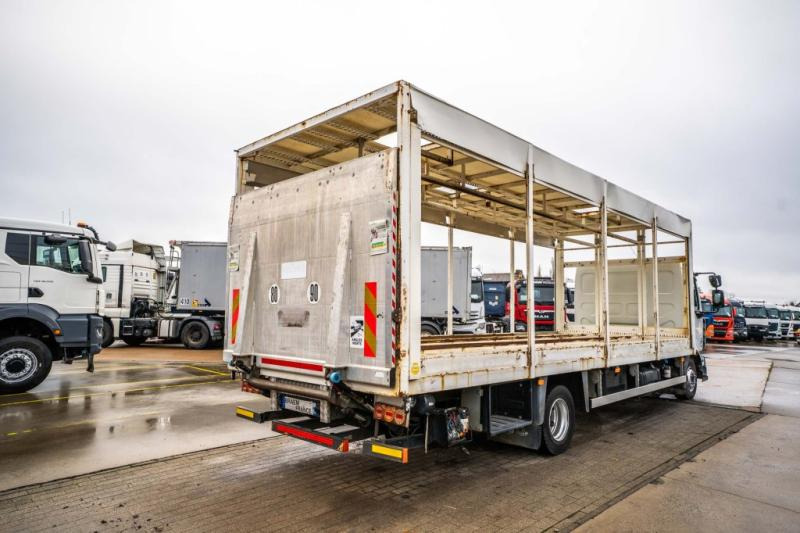 Renault MIDLUM 180 DXI (12 T) - Tent veoauto: pilt 4 Renault MIDLUM 180 DXI (12 T) - Tent veoauto: pilt 4