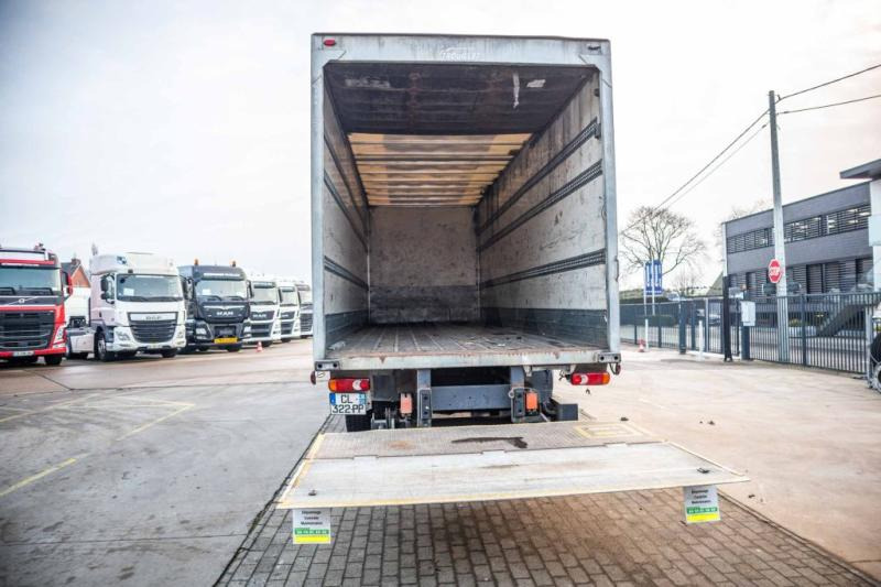 Renault MIDLUM 270 DXI - Kasti veoauto: pilt 4 Renault MIDLUM 270 DXI - Kasti veoauto: pilt 4