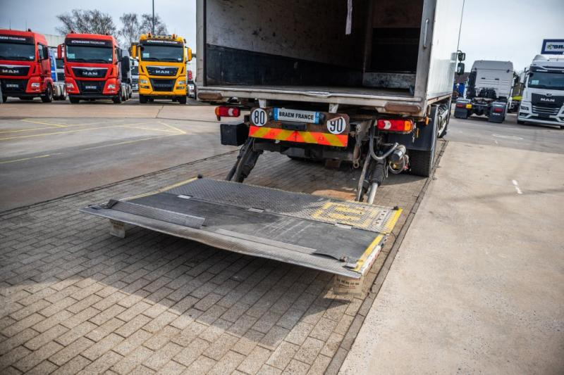 Renault PREMIUM 340DXI+E5+HAYON - Kasti veoauto: pilt 5 Renault PREMIUM 340DXI+E5+HAYON - Kasti veoauto: pilt 5