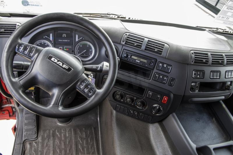 Interior photo 1: Sadulveok DAF CF 510+INTARDER+HYDRAULIQUE