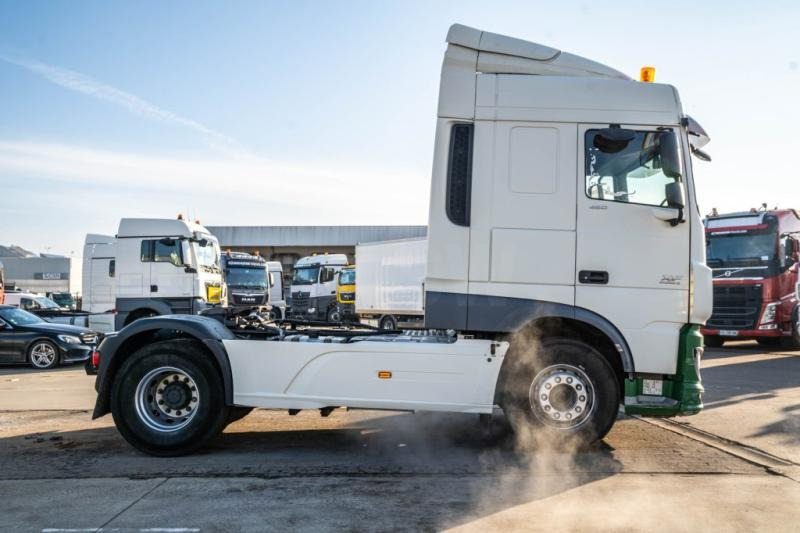 DAF XF 460 + HYDRAULIQUE (50Ton) - Sadulveok: pilt 3 DAF XF 460 + HYDRAULIQUE (50Ton) - Sadulveok: pilt 3