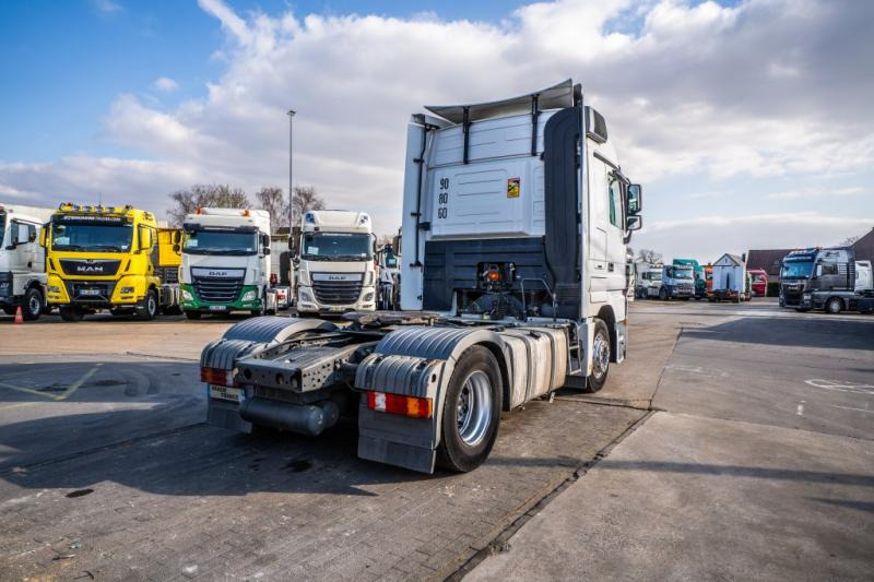Mercedes ACTROS 1844 LS -MP3 - Sadulveok: pilt 4 Mercedes ACTROS 1844 LS -MP3 - Sadulveok: pilt 4