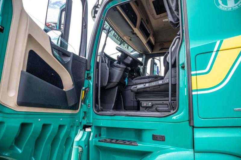 Mercedes ACTROS 1845 LS+E5 - Sadulveok: pilt 5 Mercedes ACTROS 1845 LS+E5 - Sadulveok: pilt 5
