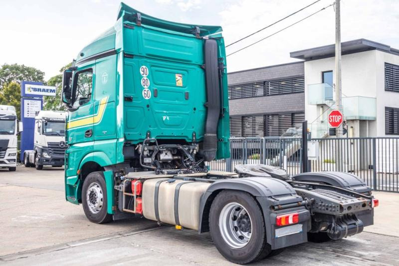 Mercedes ACTROS 1845 LS+E5 - Sadulveok: pilt 4 Mercedes ACTROS 1845 LS+E5 - Sadulveok: pilt 4