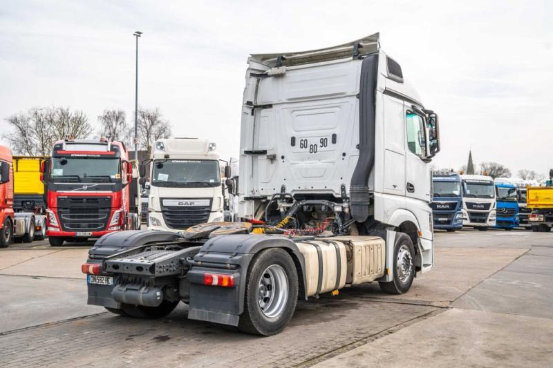 Mercedes ACTROS 1845 LS+E6 - Sadulveok: pilt 4 Mercedes ACTROS 1845 LS+E6 - Sadulveok: pilt 4