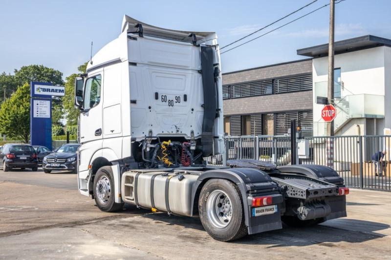 Mercedes ACTROS 1845 LS - Sadulveok: pilt 4 Mercedes ACTROS 1845 LS - Sadulveok: pilt 4