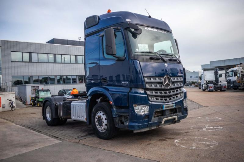 Mercedes AROCS 1843 LS (NO ACTROS)+ HYDRAULIQUE - Sadulveok: pilt 2 Mercedes AROCS 1843 LS (NO ACTROS)+ HYDRAULIQUE - Sadulveok: pilt 2