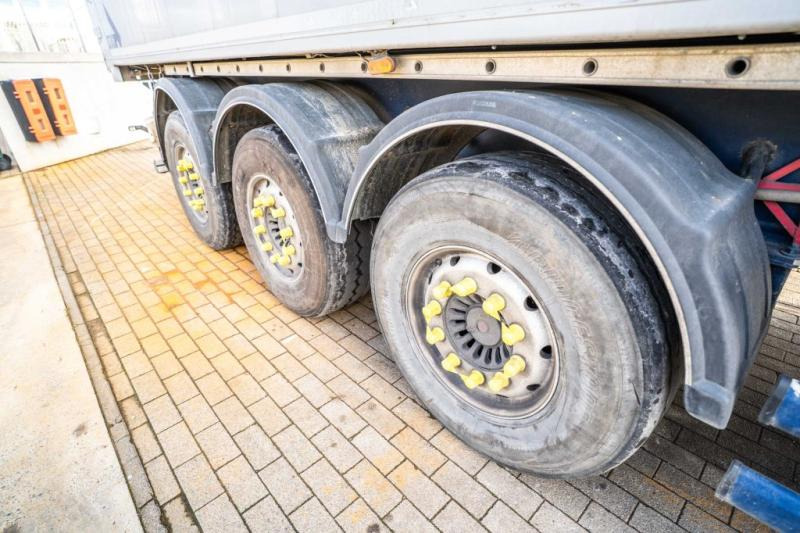 Kallur-poolhaagis Stas STAS S300CX- ALU-52m3 (GRAIN/CEREALIERE/GETREIDE): pilt 9 Kallur-poolhaagis Stas STAS S300CX- ALU-52m3 (GRAIN/CEREALIERE/GETREIDE): pilt 9