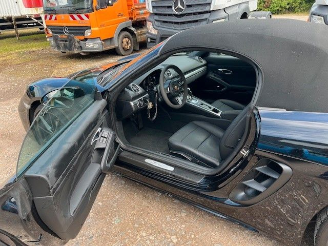 Porsche Boxster - Sedaan: pilt 4 Porsche Boxster - Sedaan: pilt 4