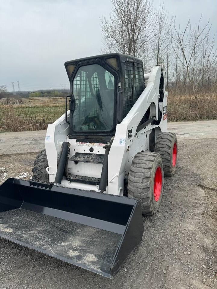 Bobcat S 300 - Kompaktlaadur: pilt 3 Bobcat S 300 - Kompaktlaadur: pilt 3