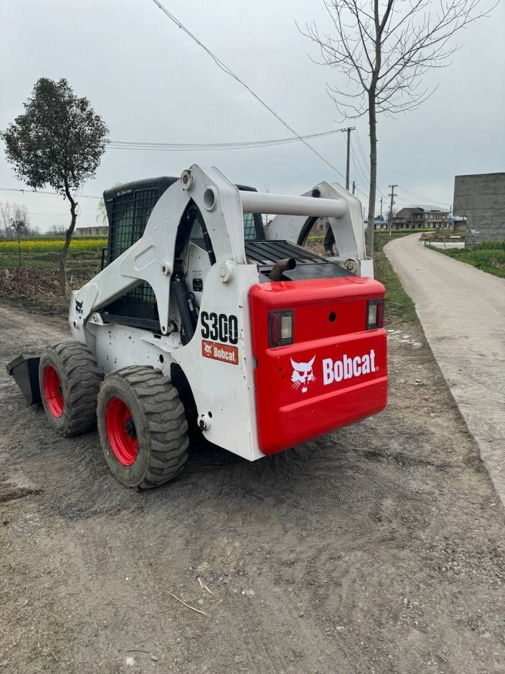 Bobcat S 300 - Kompaktlaadur: pilt 5 Bobcat S 300 - Kompaktlaadur: pilt 5
