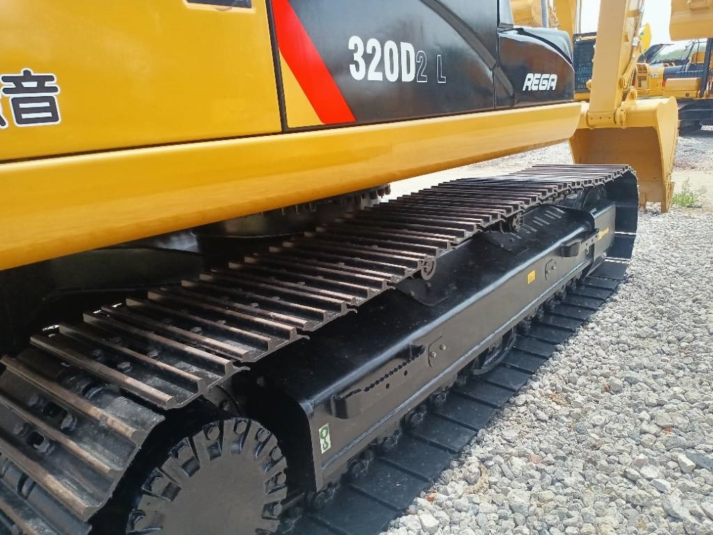 CAT 320D2 - Lintekskavaator: pilt 4 CAT 320D2 - Lintekskavaator: pilt 4
