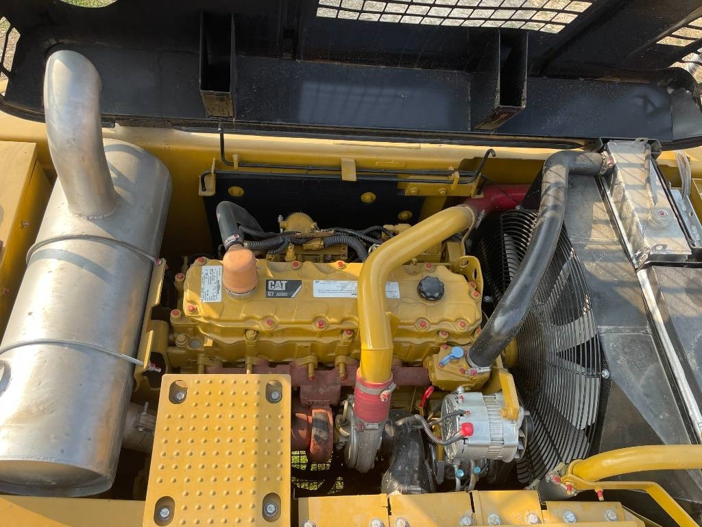 CAT 329 D - Lintekskavaator: pilt 4 CAT 329 D - Lintekskavaator: pilt 4