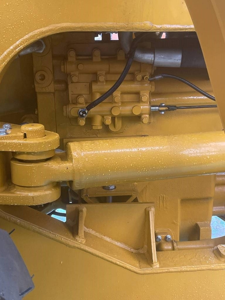 CAT 966 H - Rataslaadur: pilt 2 CAT 966 H - Rataslaadur: pilt 2