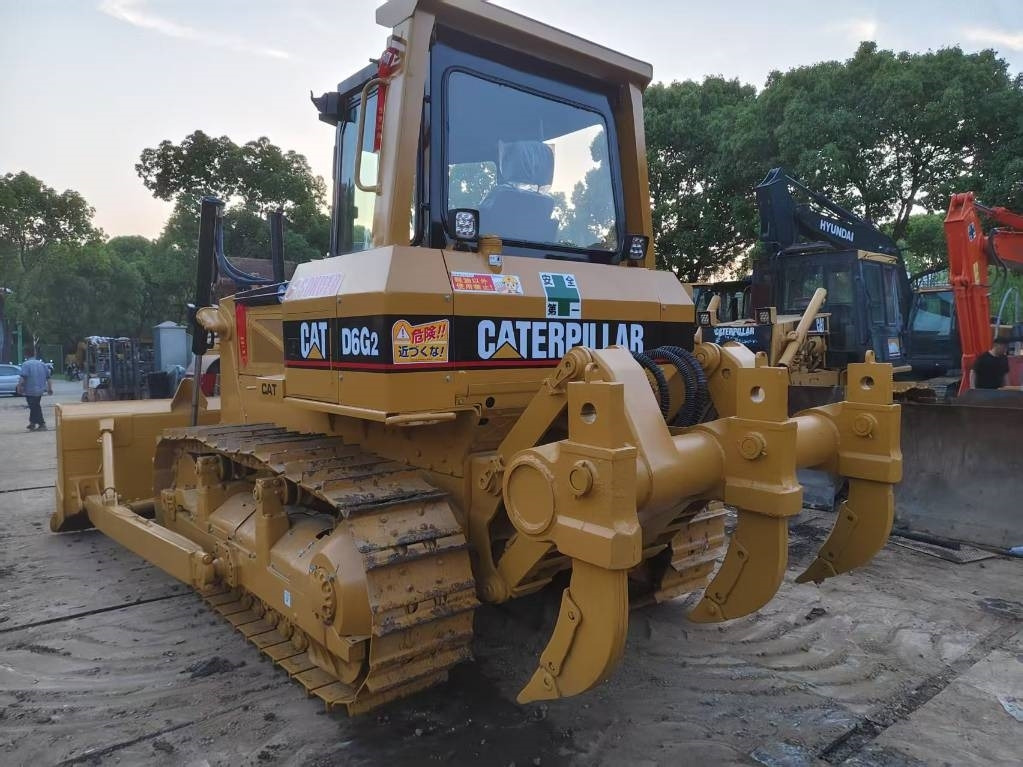 CAT D6G2 - Buldooser: pilt 4 CAT D6G2 - Buldooser: pilt 4