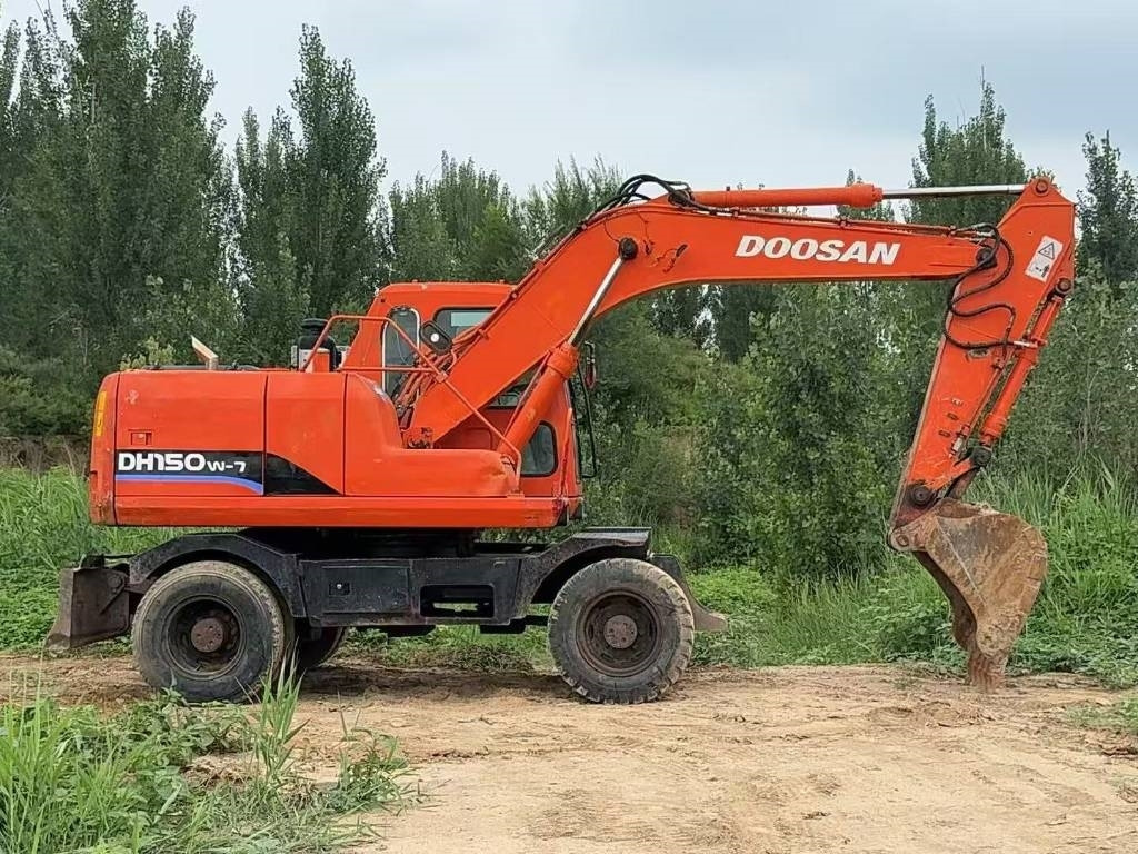 Doosan DH 150 W-7 - Ratastel ekskavaator: pilt 2 Doosan DH 150 W-7 - Ratastel ekskavaator: pilt 2