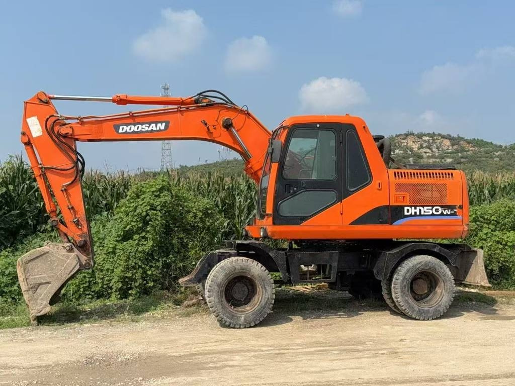 Doosan DH 150 W-7 - Lintekskavaator: pilt 1 Doosan DH 150 W-7 - Lintekskavaator: pilt 1