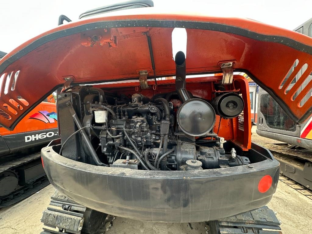 Doosan DH 60-7 - Lintekskavaator: pilt 3 Doosan DH 60-7 - Lintekskavaator: pilt 3